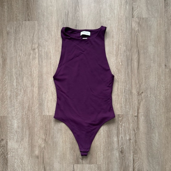 Aritzia - Babaton - Contour 90s Bodysuit - Grapevine - Picture 3 of 6